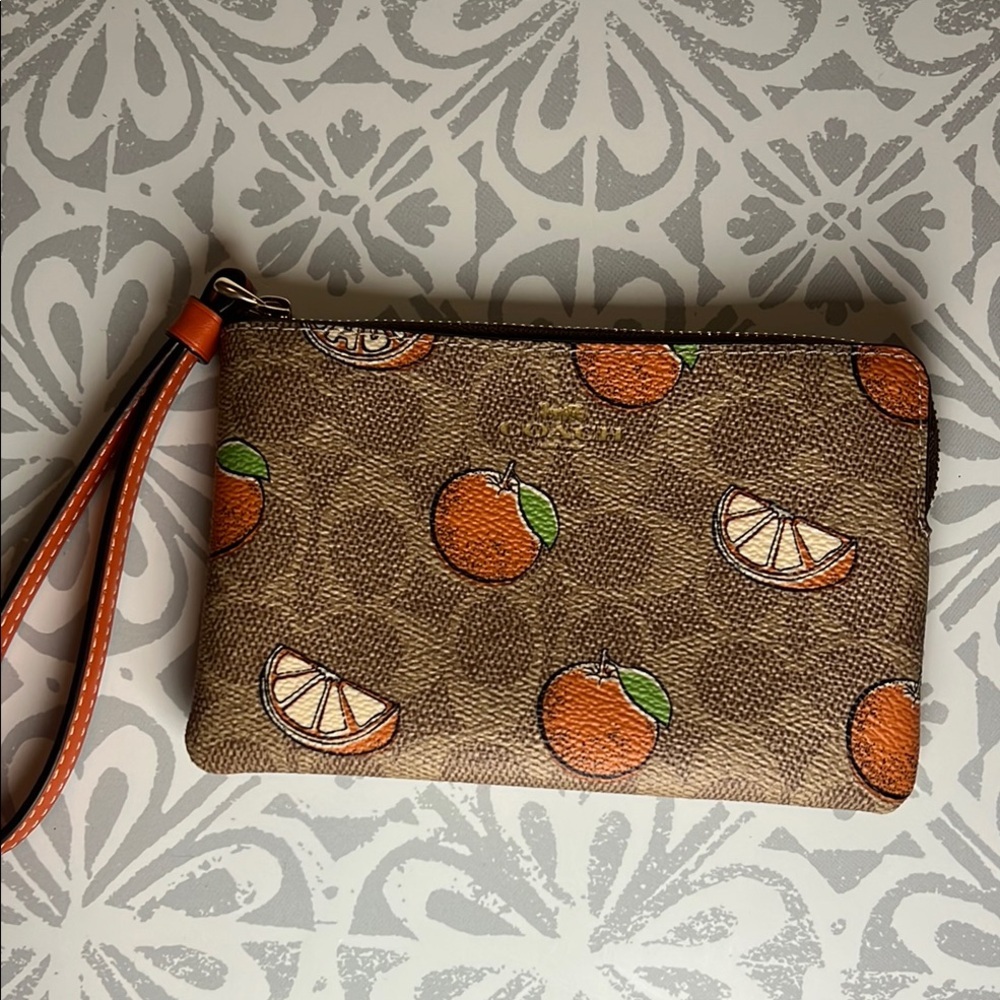 Coach Signature Canvas Citrus Print Wristlet | NWT | Orange Trim | Summer Resort - Picture 2 of 16